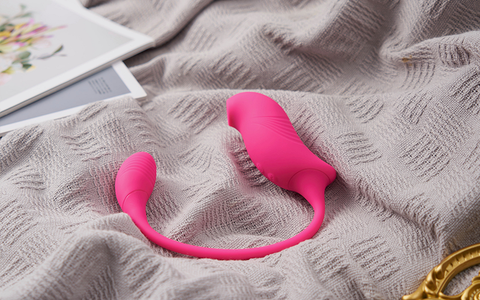 The Art of Using a Realistic Strap On Dildo